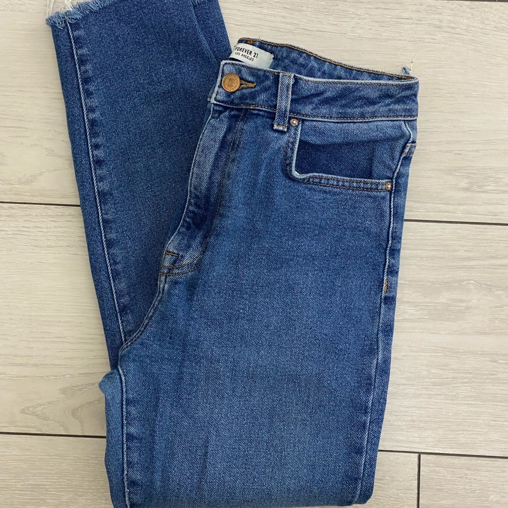 Forever 21 mom jeans high rise medium wash sz 28